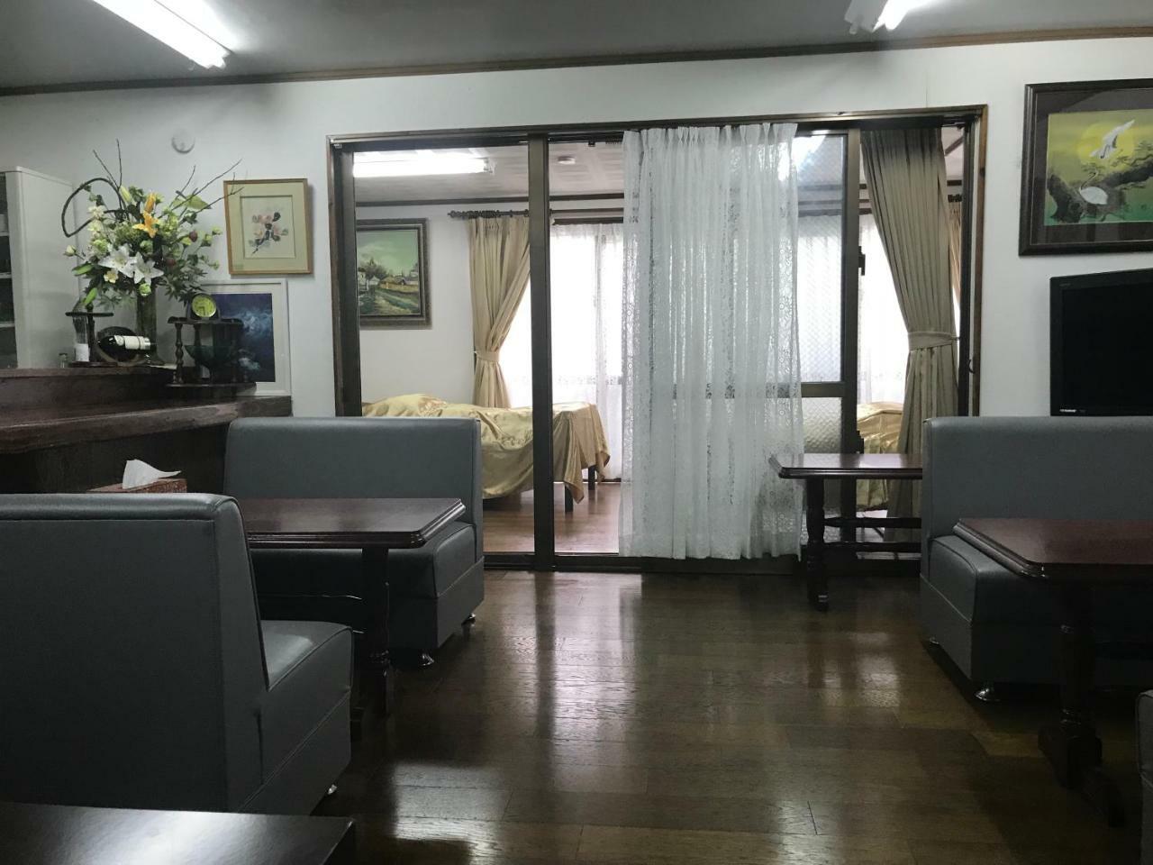 名護市多香奈アパートメント エクステリア 写真