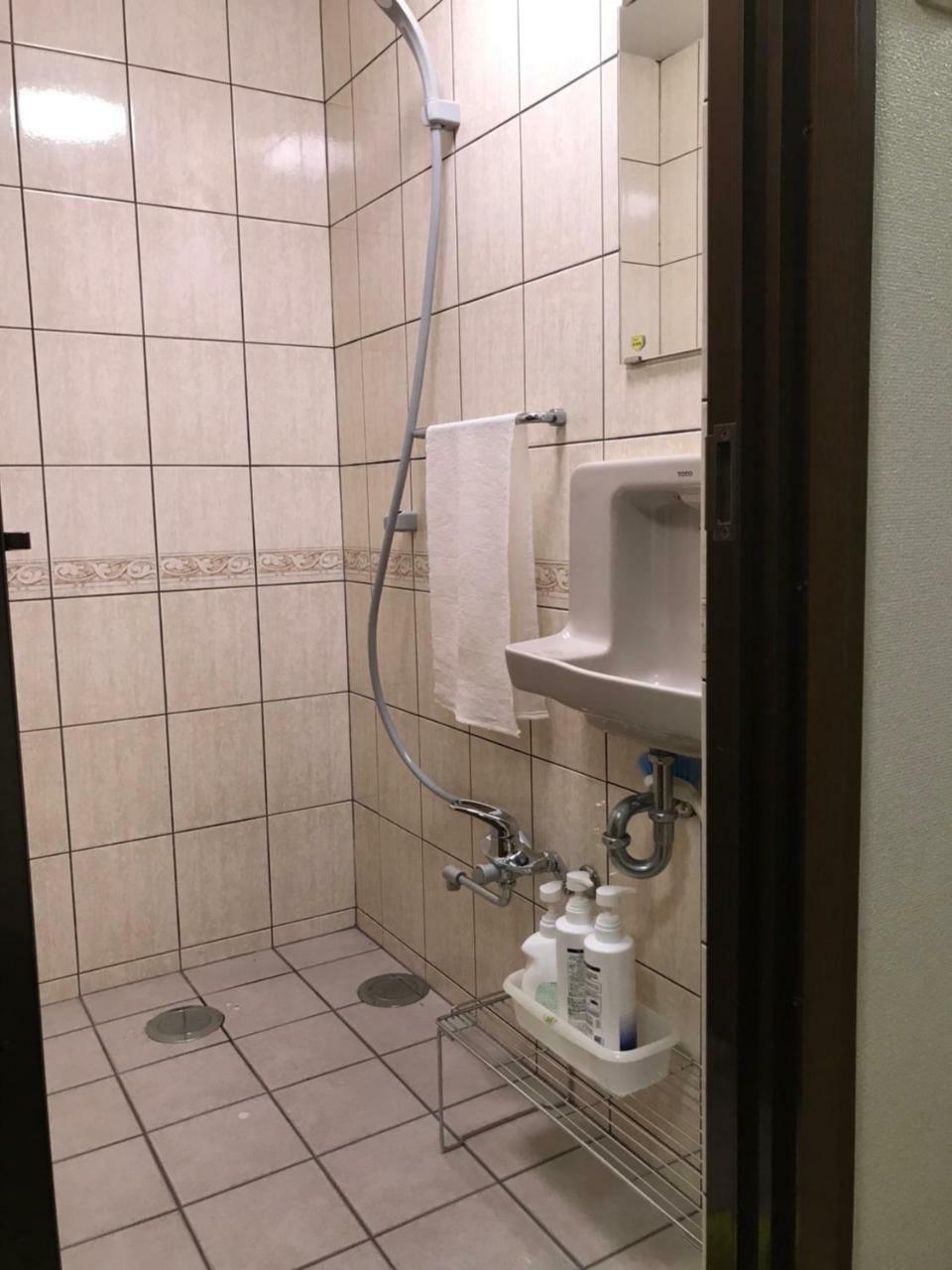 名護市多香奈アパートメント エクステリア 写真