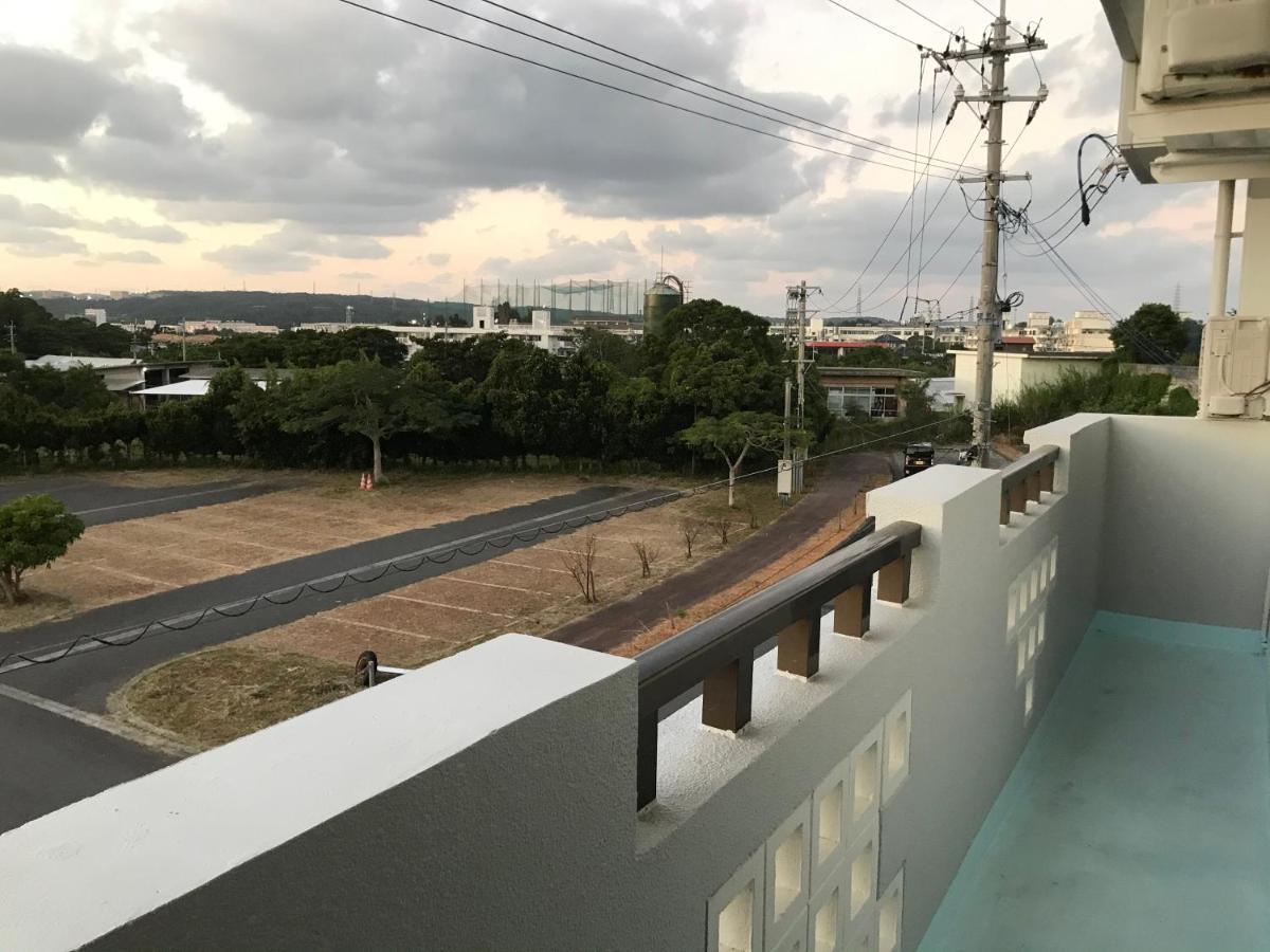 名護市多香奈アパートメント エクステリア 写真